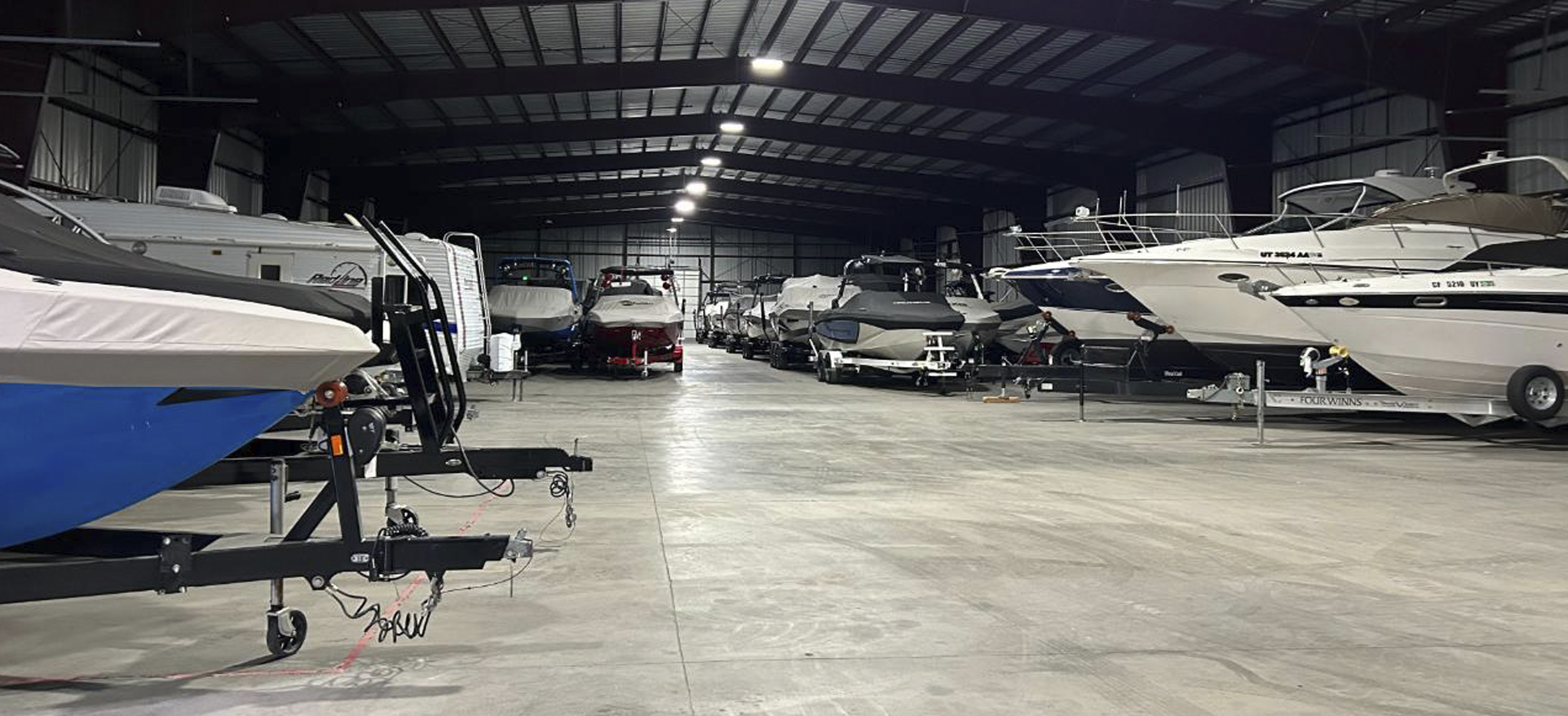 Premium Self-Storage & Vehicle Parking in Dénia